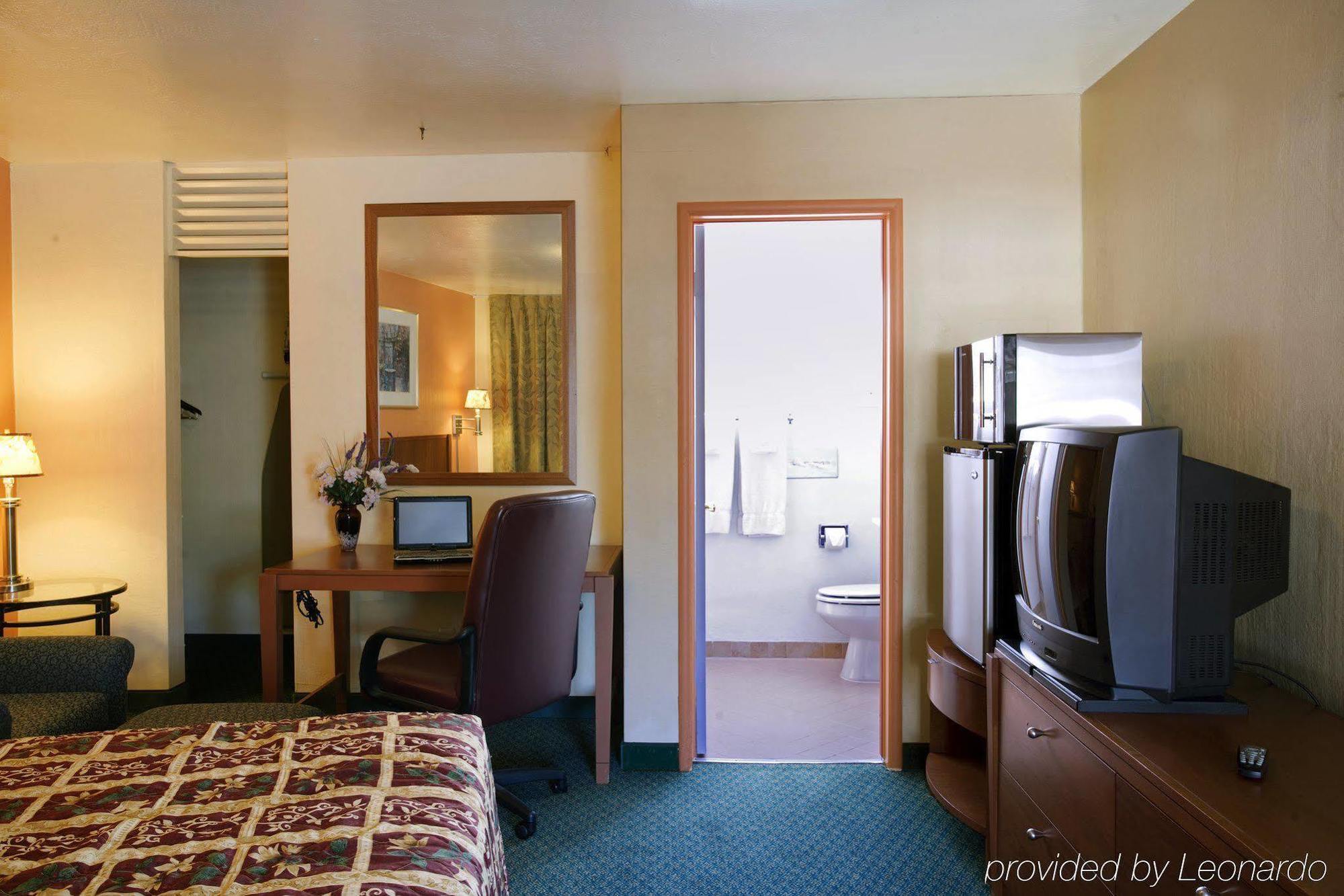 Americas Best Value Inn - Livermore Phòng bức ảnh